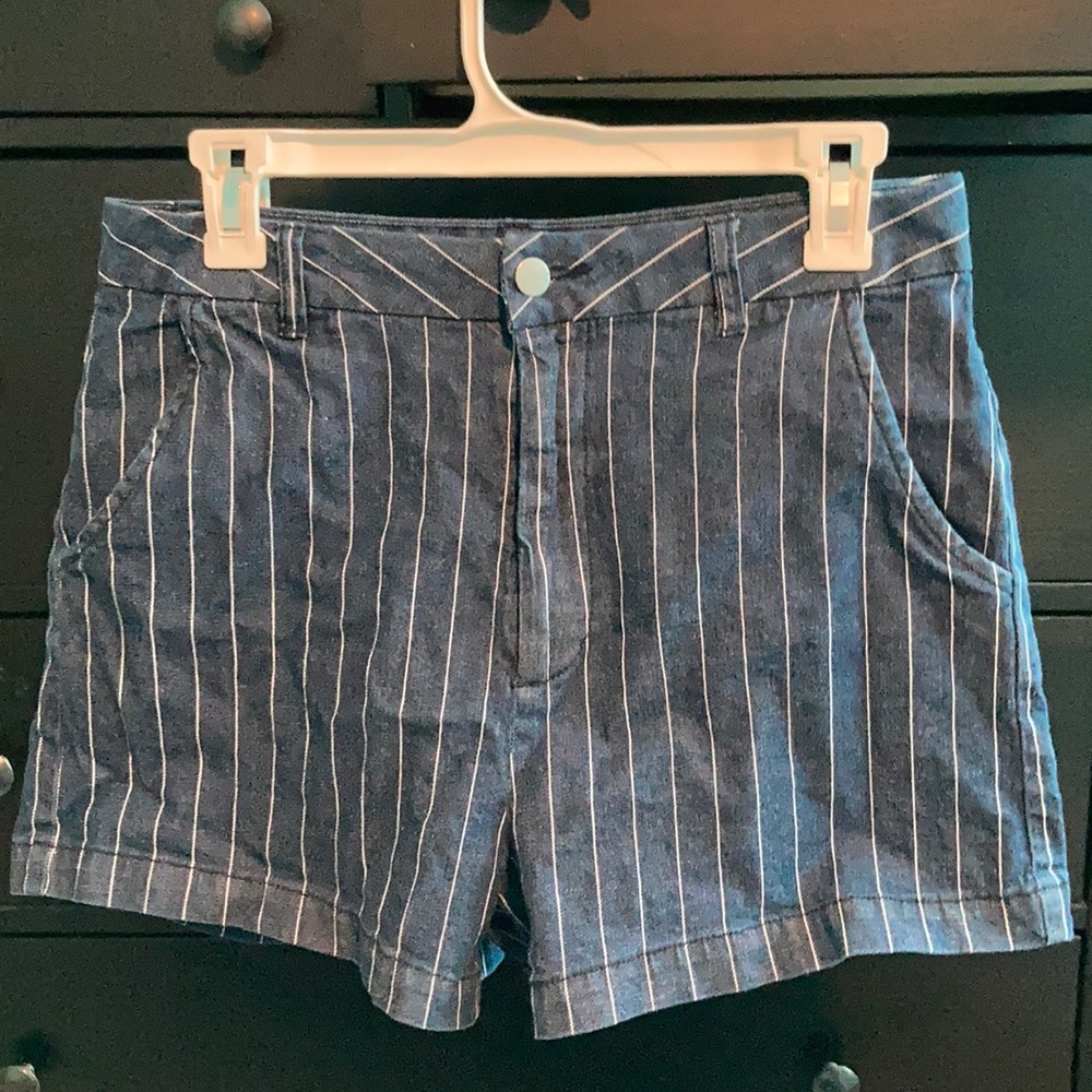 Francesca’s blue and white striped jean shorts